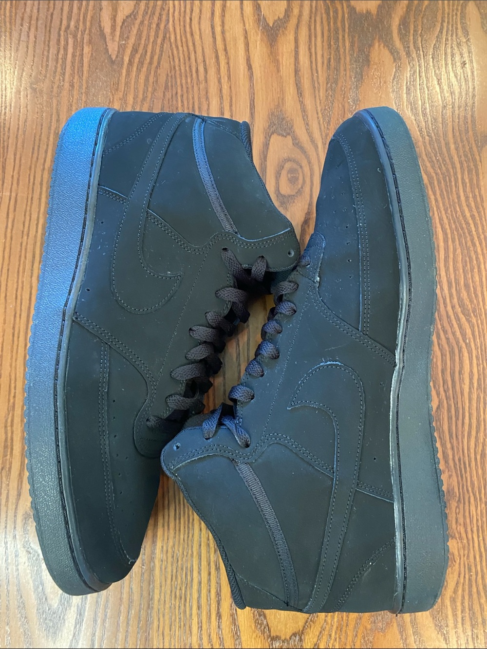Nike Black High-Top Sneakers with Subtle Swoosh - Men’s Size 12 - Picture 9 of 9
